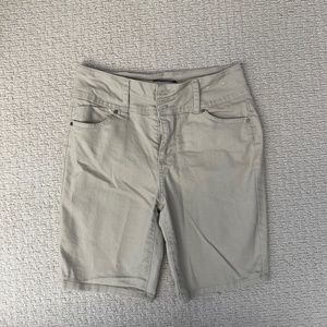 Khaki Bermuda shorts